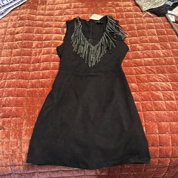 LBD - Picture 1 of 3